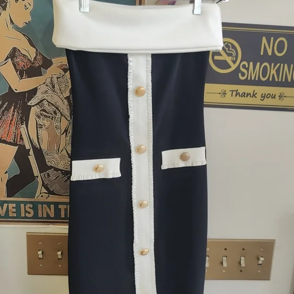 Black & White Off-Shoulder Button Front Dress - Picture 1 of 5